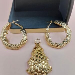 Textured Mesh Gold Jewelry Set – Designer Hoop & Pendant Collection