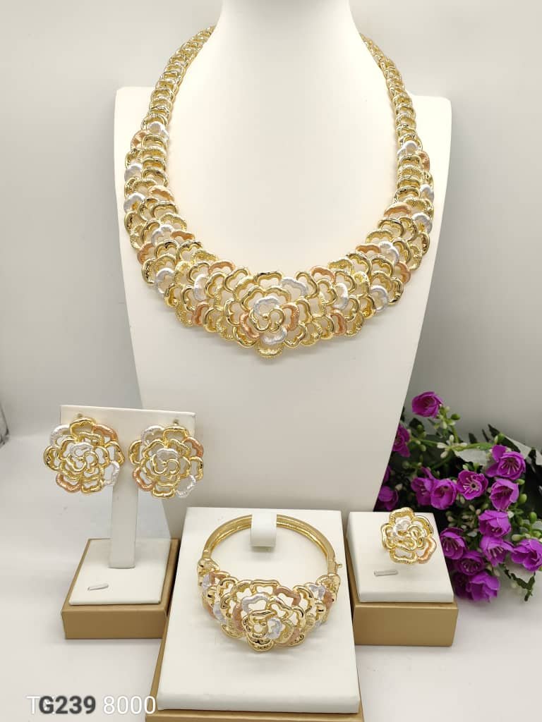 Bloom Royale Floral Jewelry Set
