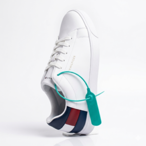 Unisex White Casual Sneakers (Classic Clean Design)