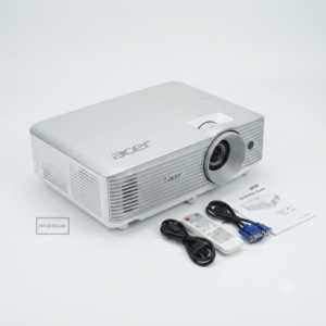 ACER 4000 LUMENS BRAND NEW. PROJECTOR