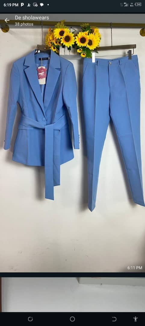 Women’s Double-Breasted Tailored Suit Set (Blazer & Trousers) - Image 4