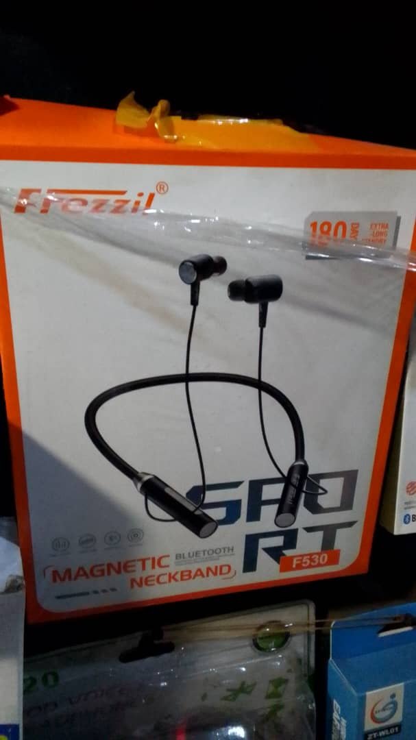 Frezzil Magnetic Neckband