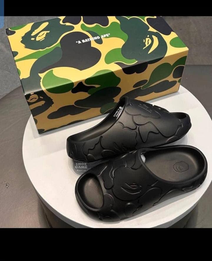 A Bathing Ape Camo Foam Slides in Black