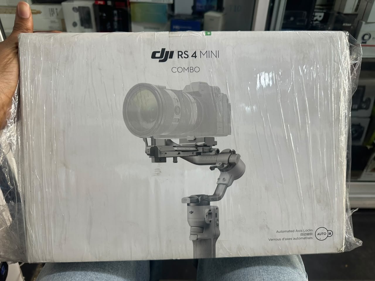 DJI RS 4 Mini Combo Camera Gimbal